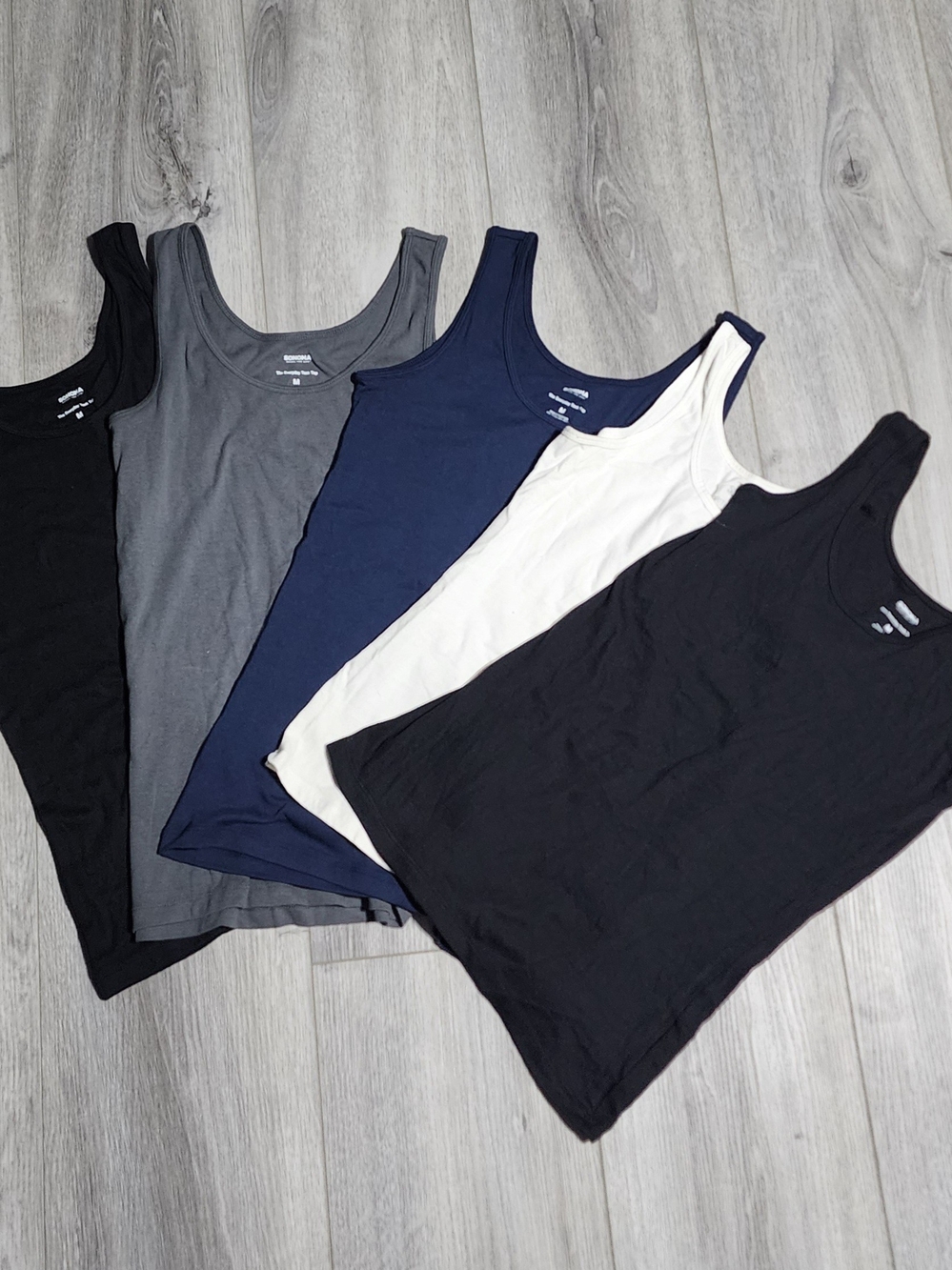 Sonoma Sleeveless Tank Top Bundle Of 5 Womens Size Medium